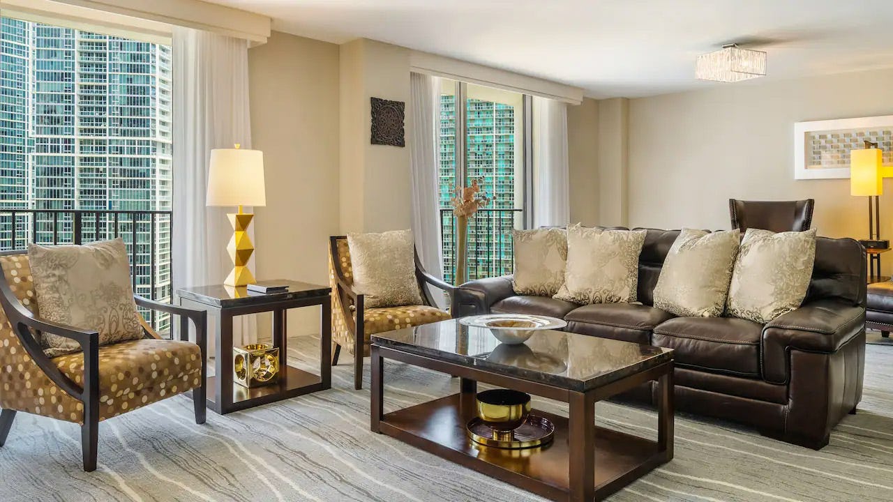 VIP Suite One King Bed