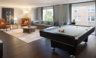 The Entertainer Suite