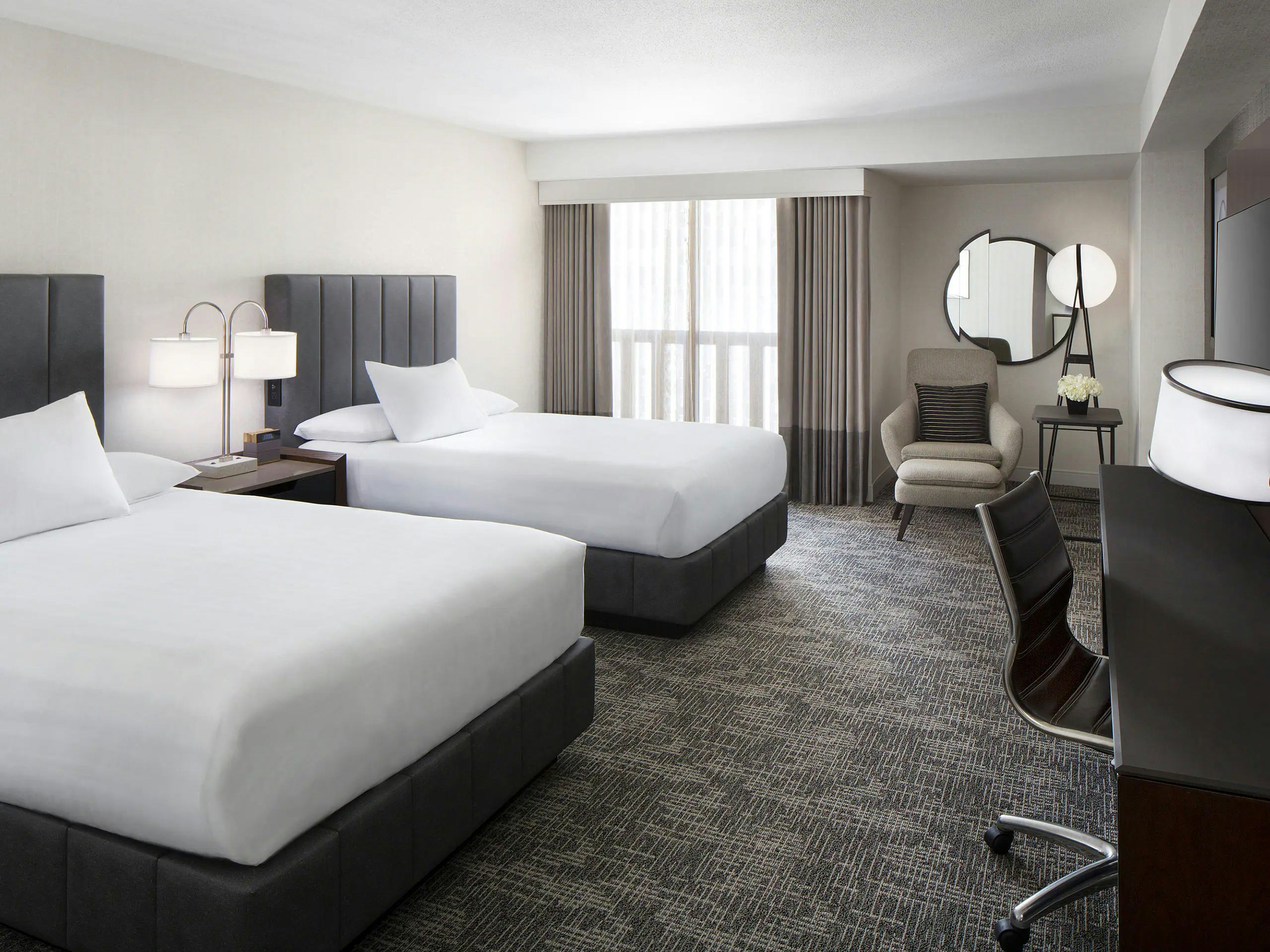 2 Double Beds Club Access