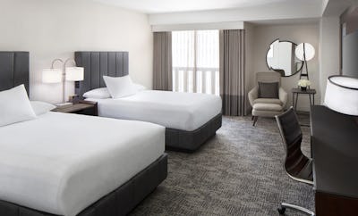 2 Double Beds Club Access