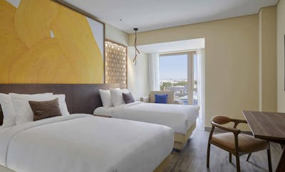 2 Twin Beds Pyramid View