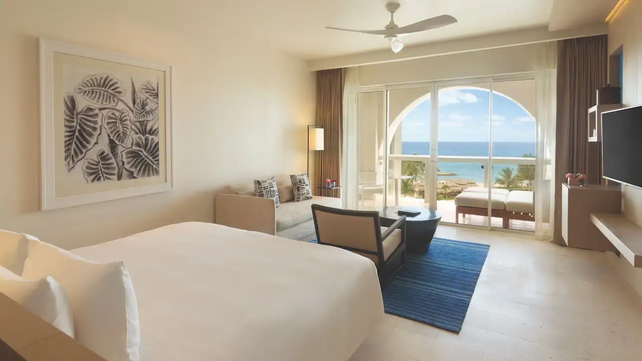 Ocean Front Junior Suite King