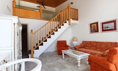 JUNIOR SEA-VIEW DUPLEX SUITE