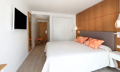 INTERCONNECTING DOUBLE