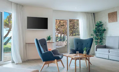 SEA VIEW JUNIOR SUITE