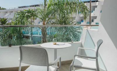 SUPERIOR SIDE SEA-VIEW SUITE