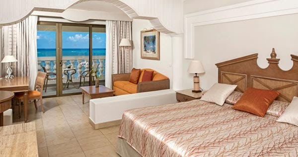 iberostar-rose-hall-beach-jamaica-junior-suite-ocean-front_11060