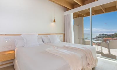 SIDE SEA-VIEW DUPLEX SUITE