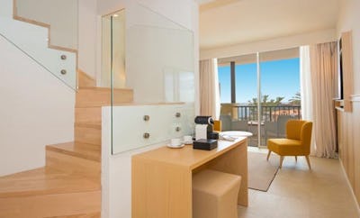 SIDE SEA-VIEW DUPLEX SUITE