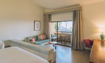 JUNIOR SUITE OCEAN FRONT