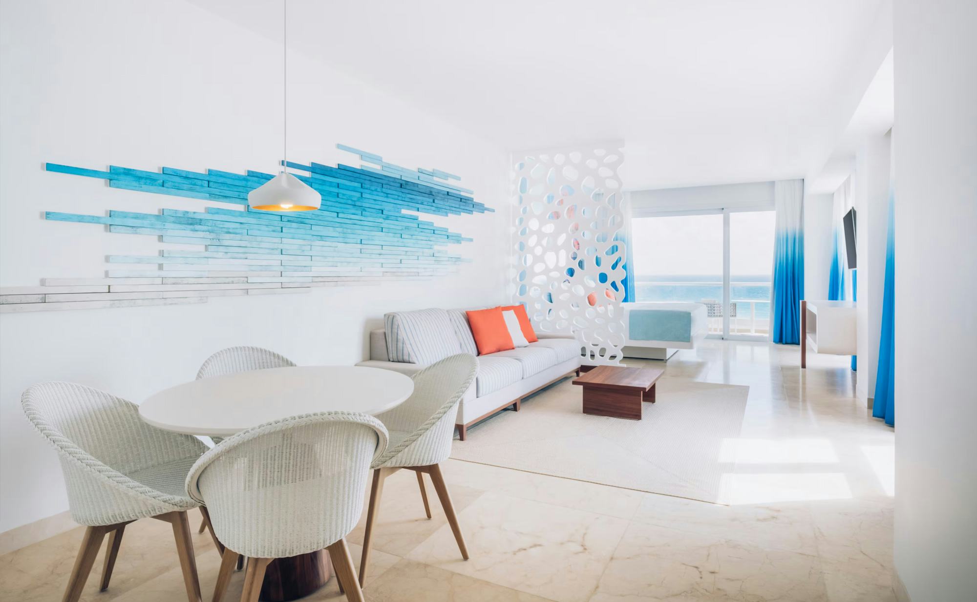 iberostar-selection-coral-cancun-mexico-junior-suite-ocean-front-corner_11100