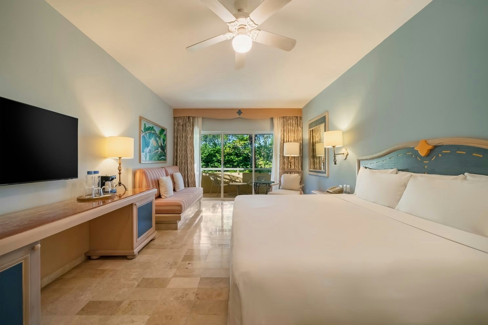 iberostar-waves-paraiso-del-mar-mexico-premium-near-pool_11088