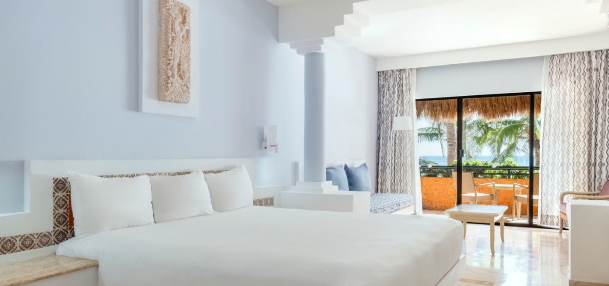 Junior Suite Ocean Front