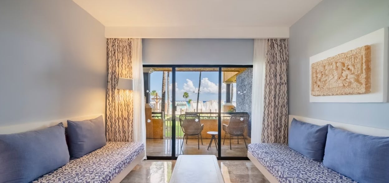 Junior Suite Ocean Front Beach Access