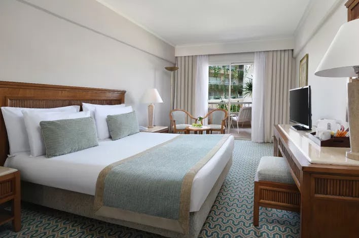 Standard, Queen or Twin Bed, Lobby View