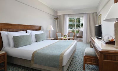 Standard, Queen or Twin Bed, Lobby View