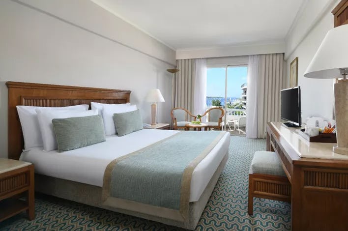 Superior, Queen or Twin, Side Nile View