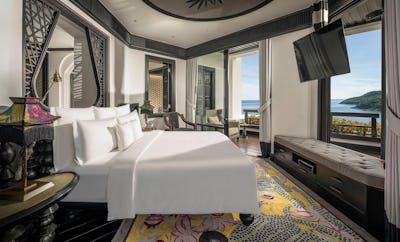 1 King Club Suite Panoramic Ocean View