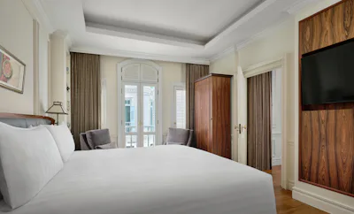 Heritage Suite with Outdoor Porch