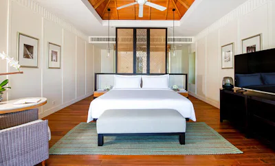 1 BEDROOM SUITE POOL VIEW CLUB LOUNGE ACCESS