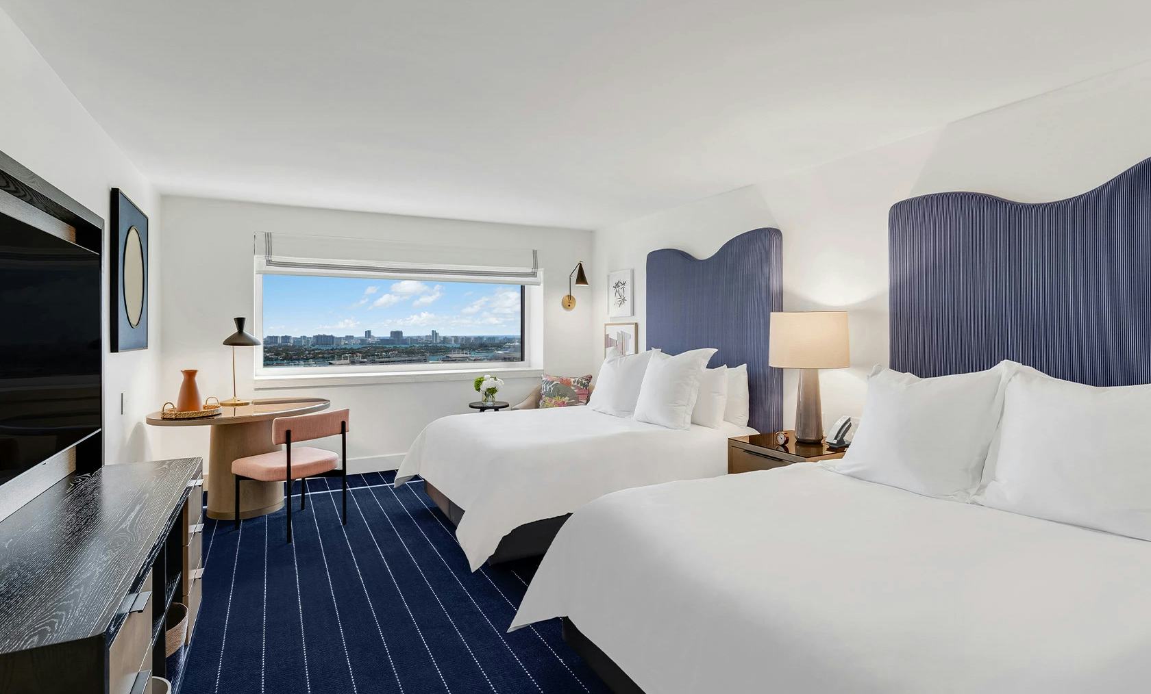 2 Queen Classic Ocean View