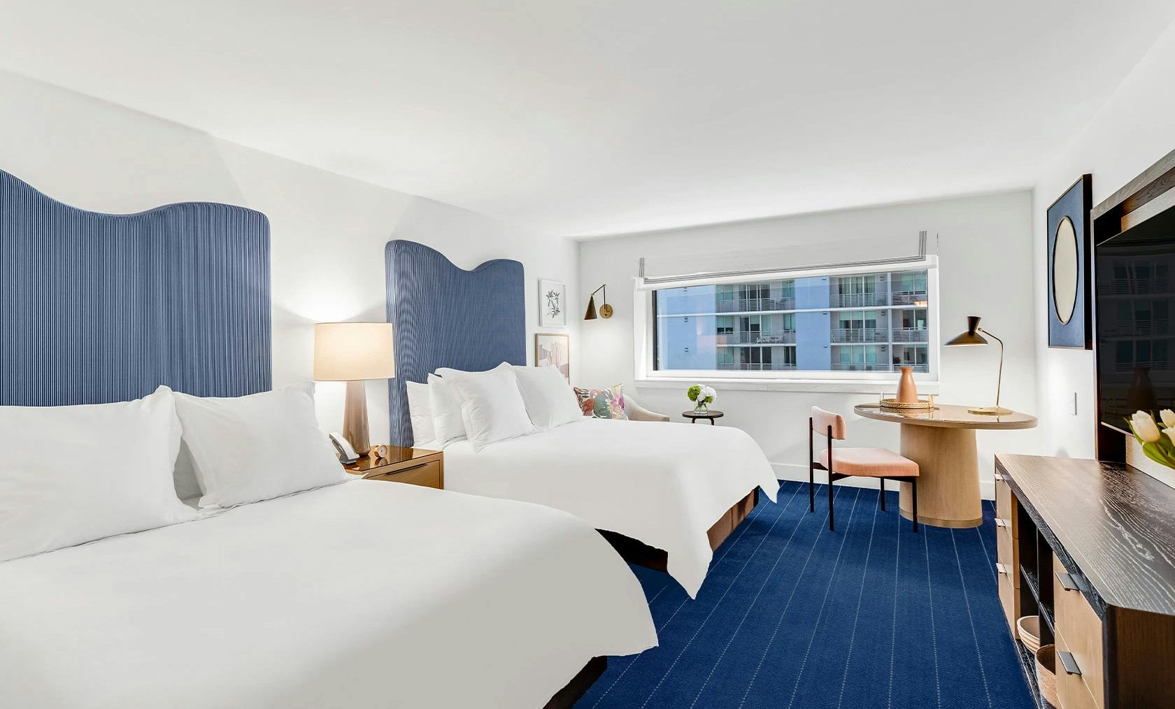 2 Queen Partial Bay View