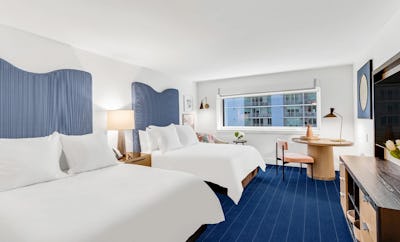 2 Queen Partial Bay View