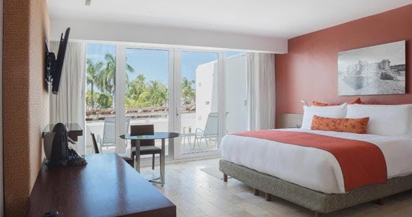 intercontinental-presidente-cancun-resort-standard-room-01_2107