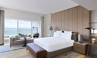 Grand Balcony Club InterContinental Suite