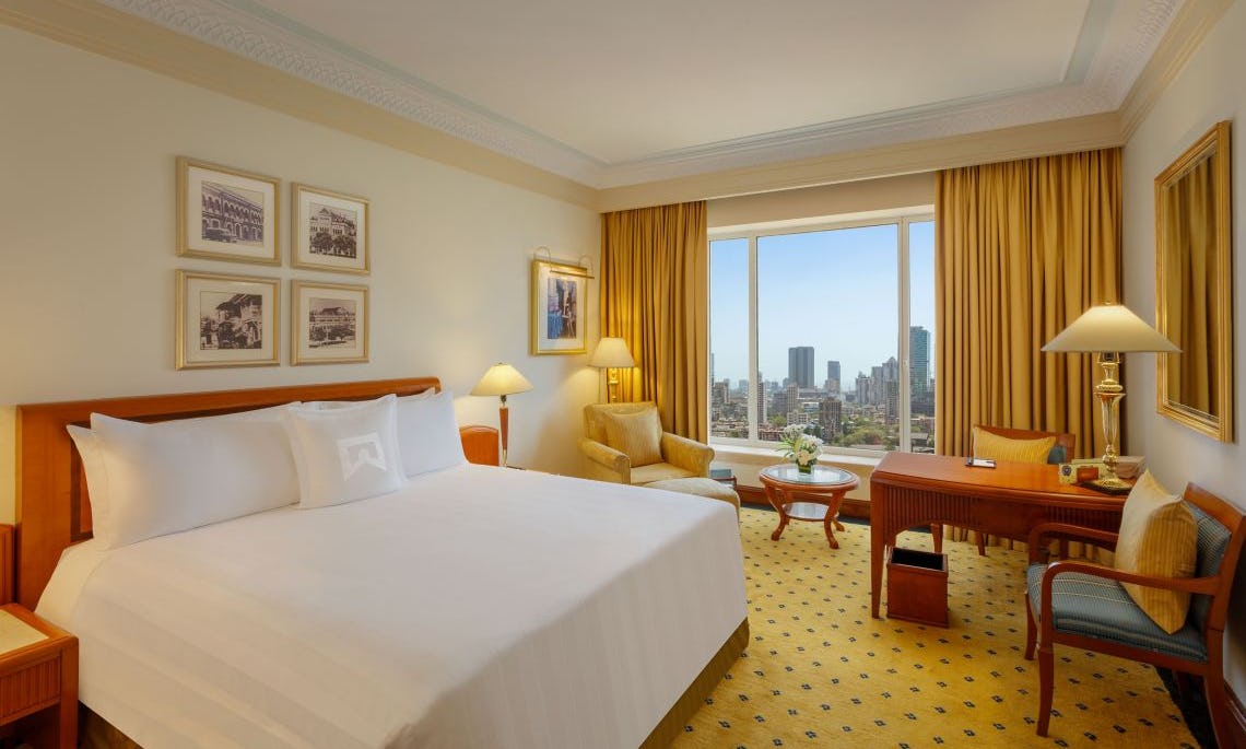 Executive Club Exclusive