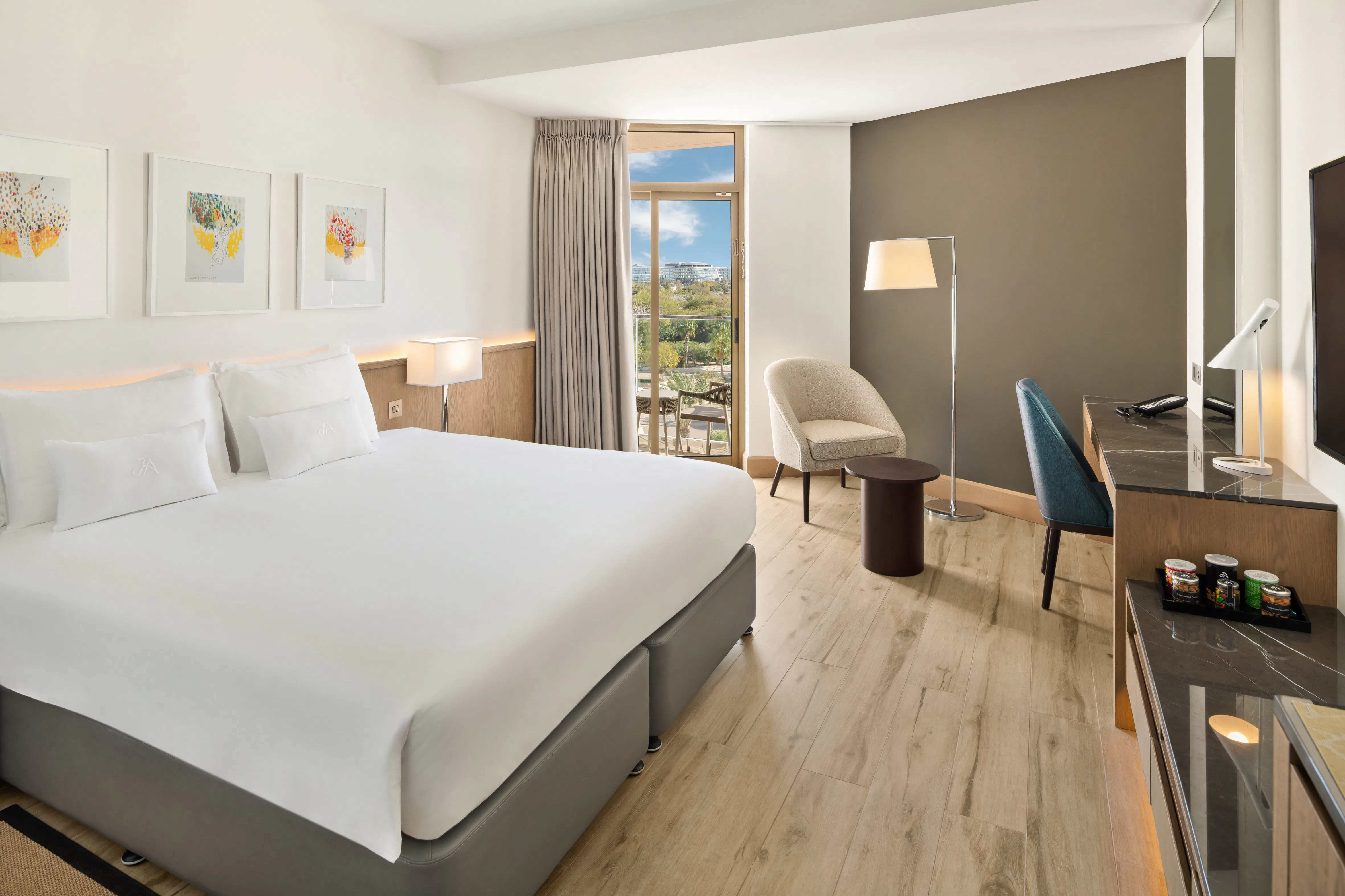 ja-beach-hotel-dubai-resort-view-room_26