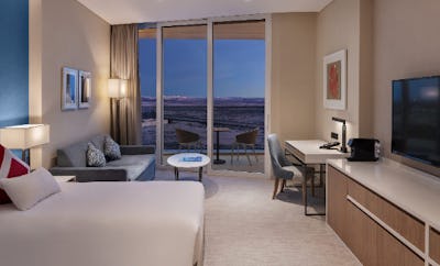 Deluxe Room - King/Twin