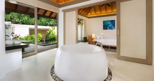 Deluxe Beach Villa with Family Private Pool