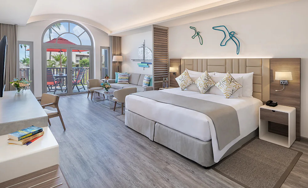 ja-palm-tree-court-dubai-garden-view-junior-suites_17