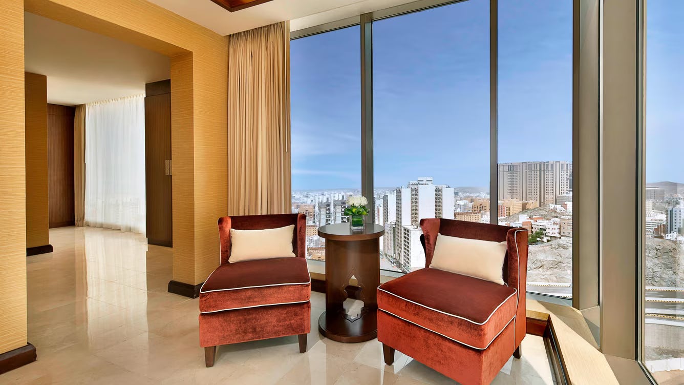 jabal-omar-marriott-hotel-makkah-1-bedroom-executive-suite-02_10816