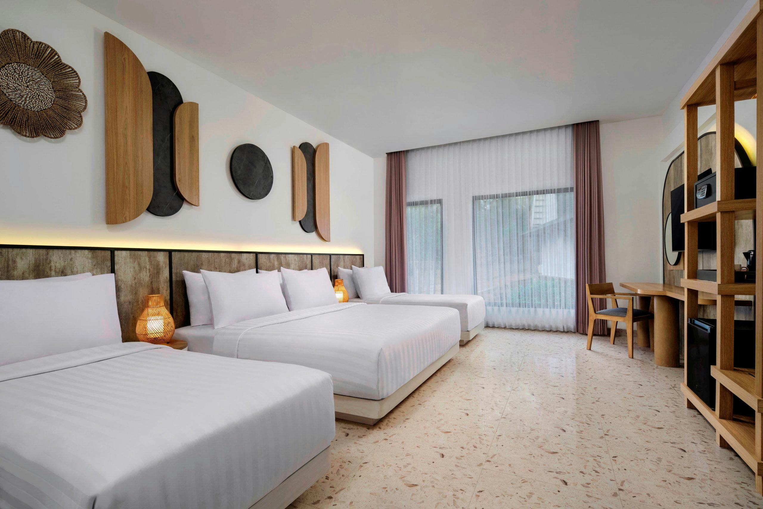 Deluxe Garden Quadruple Room