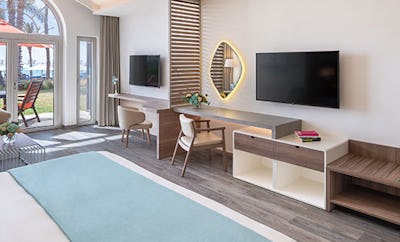 Beachfront Terrace Junior Suite