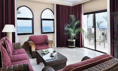 Junior Suite, Queen Bed, Pool or Sea View