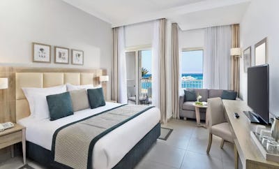 Superior, Queen or Twin Bed, Sea View