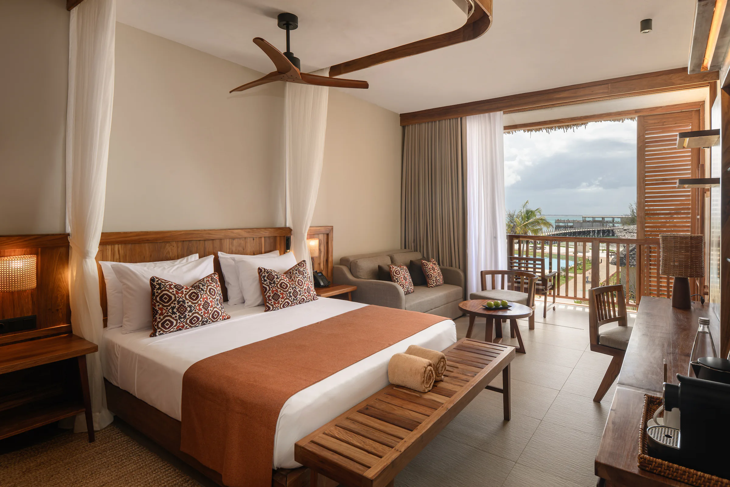 jaz-elite-aurora-zanzibar-tanzania-deluxe,-king-bed-partial-ocean-view_13513