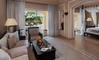 Royal Suite, Queen Bed, Private pool