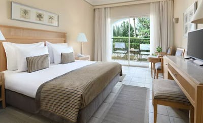 Superior, Queen or Twin Bed, Garden View