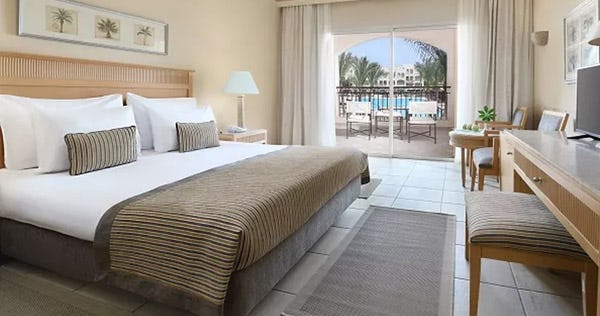 jaz-makadi-star-and-spa-hurghada-superior-queen-or-twin-bed-pool-view_12390