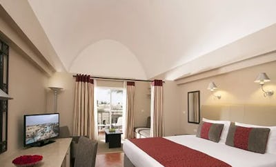 Family, Queen or Twin Bed, Patio