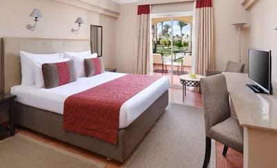 Superior, Queen or Twin Bed ,Garden view