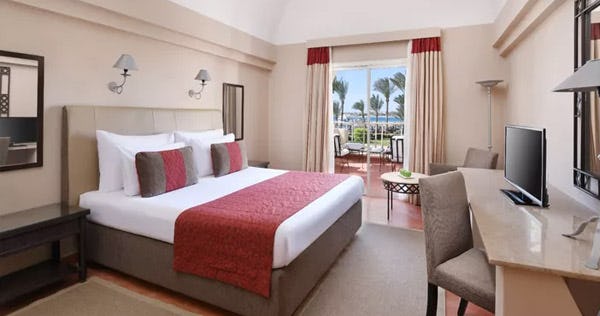 jaz-makadina-hurghada-superior-queen-or-twin-bed-side-sea-view_12391