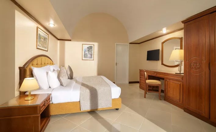 jaz-pyramids-resort-egypt-deluxe-king-or-twin-bed-garden-view_1761