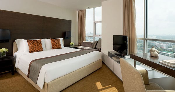 jc-kevin-sathorn-bangkok-hotel-two-bedroom-suite-01_3281