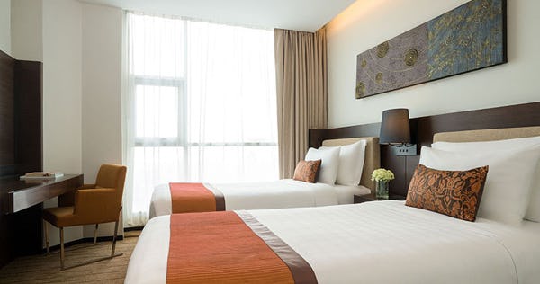 jc-kevin-sathorn-bangkok-hotel-two-bedroom-suite-02_3281