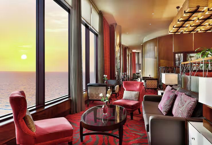 King Executive Room Partial Sea View - Lounge